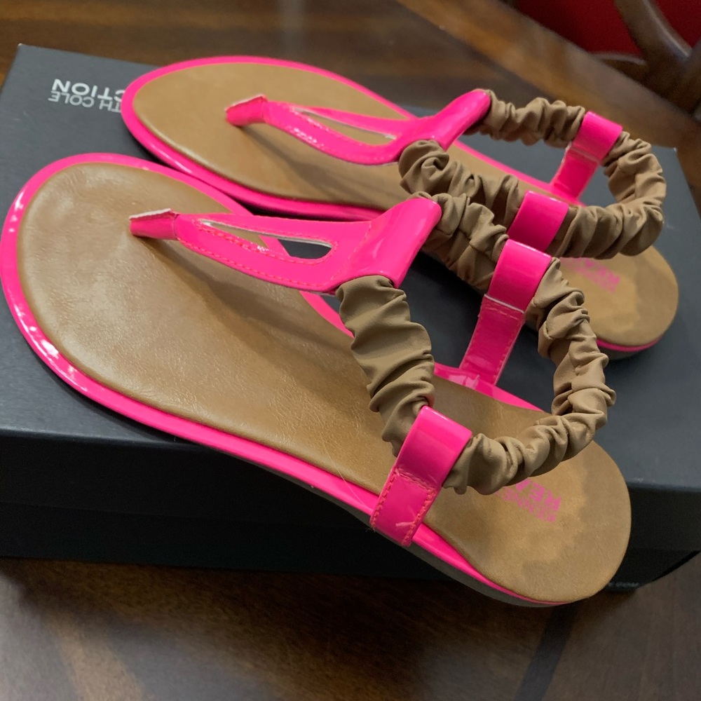 Kenneth Cole Reaction sandals